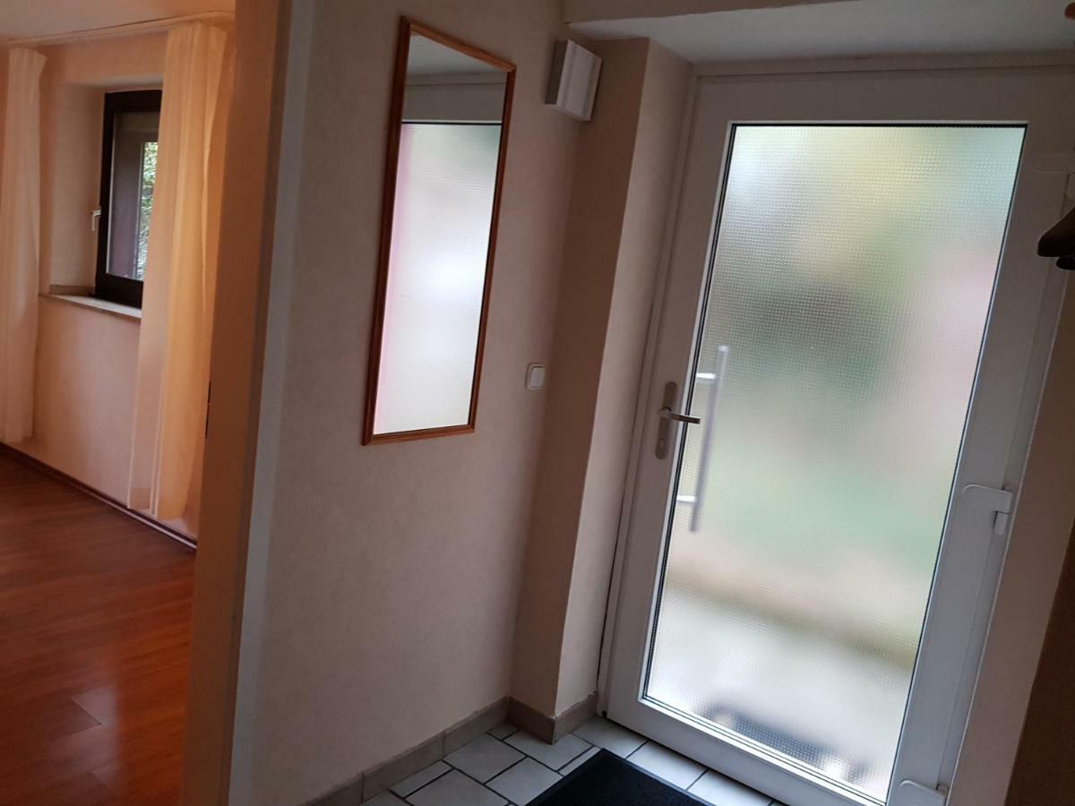 2 Zi-Appartment Mit Gartennutzung บรืล ภายนอก รูปภาพ