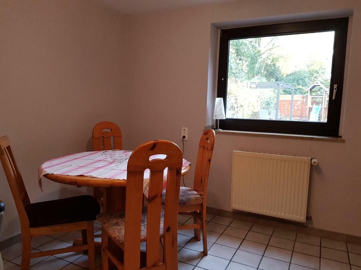 2 Zi-Appartment Mit Gartennutzung บรืล ภายนอก รูปภาพ
